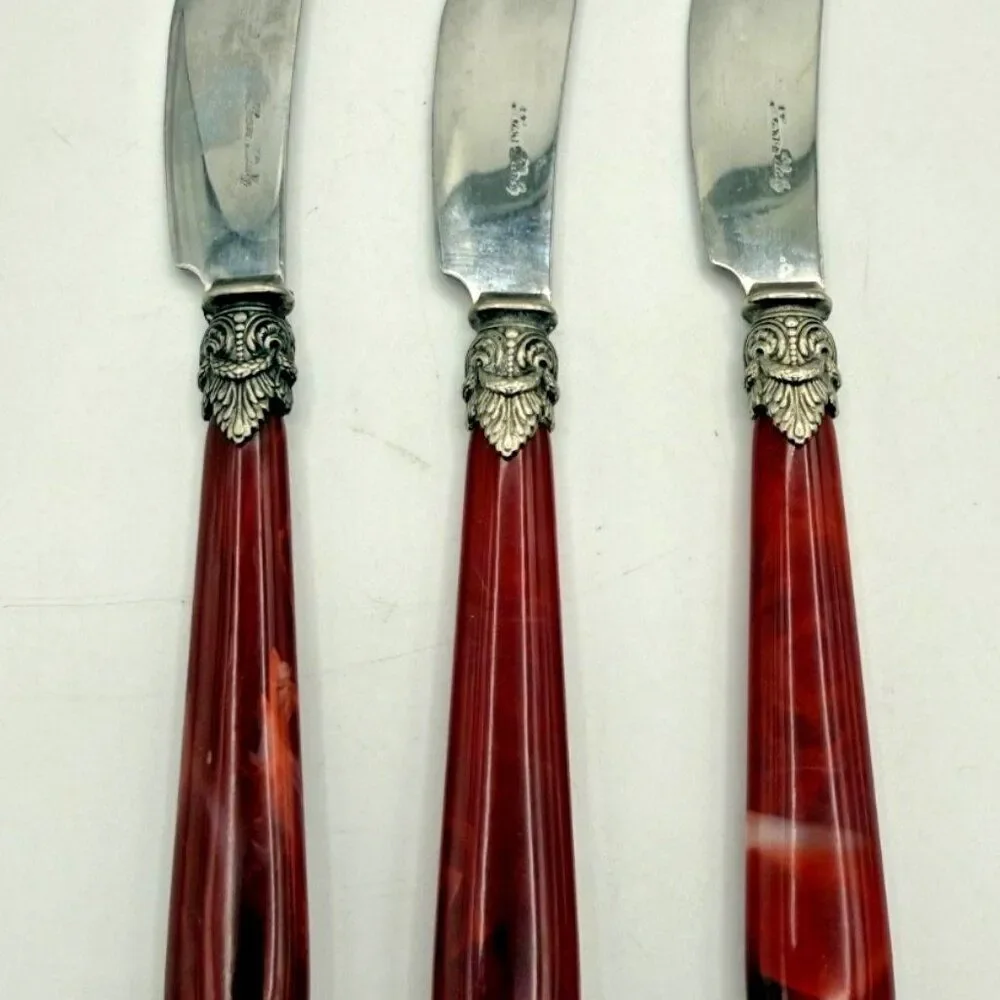 Eme Napoleon Italy Pate Spreaders Pearlized Red Acrylic Handle 18/10 Stainless